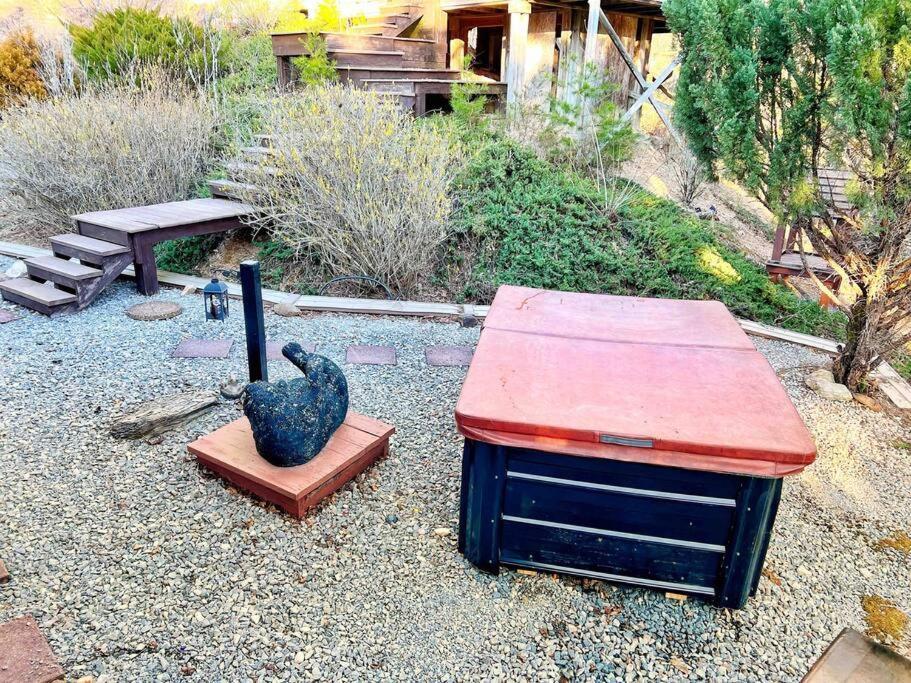 Tiny House, Wifi,Hot Tub,Secluded Villa Cosby Exteriör bild