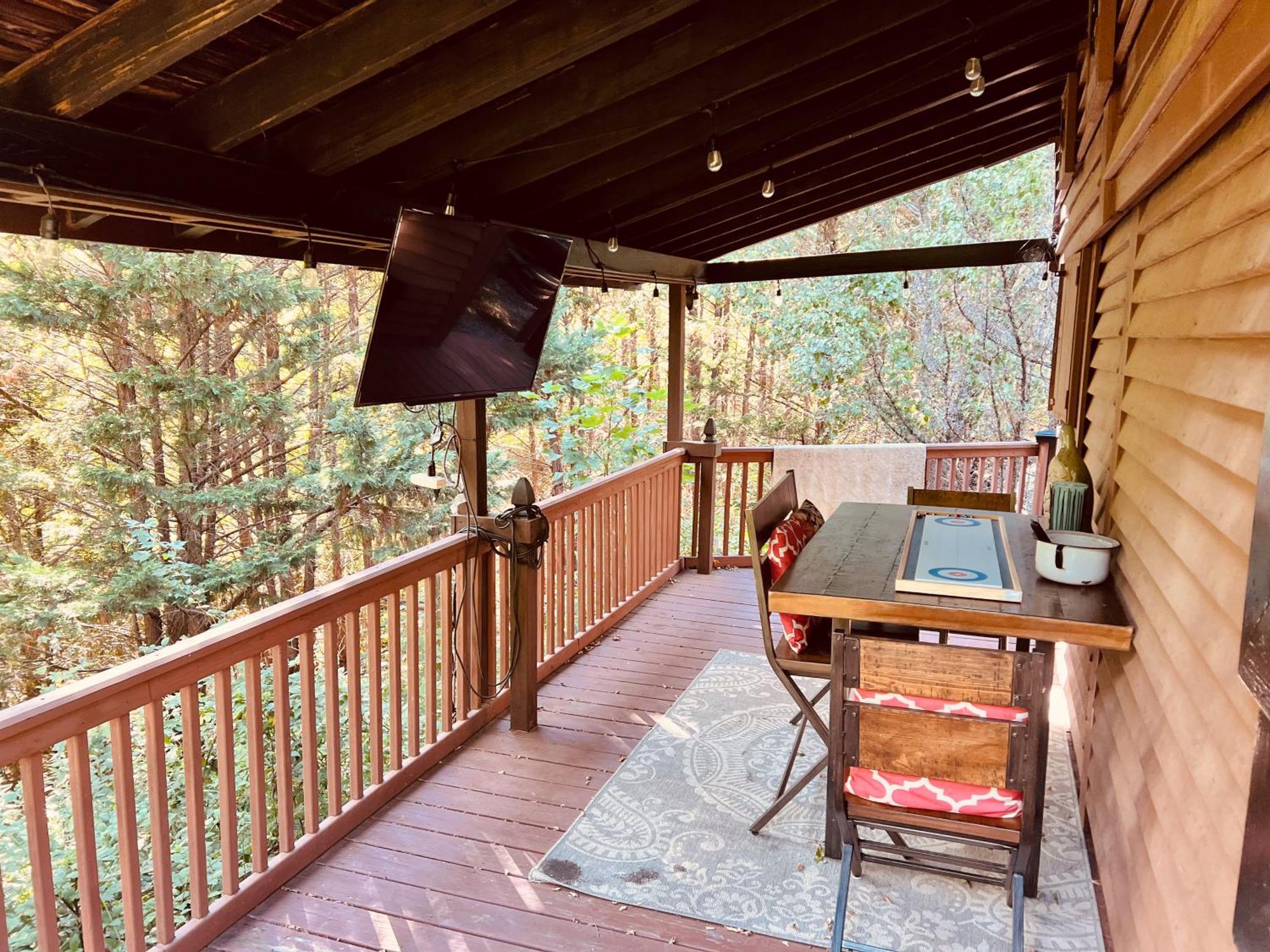 Tiny House, Wifi,Hot Tub,Secluded Villa Cosby Exteriör bild